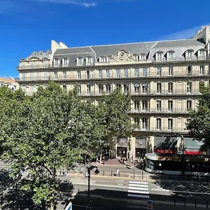 https://lafrenchcasa-noailles.fr-provencehotel.com