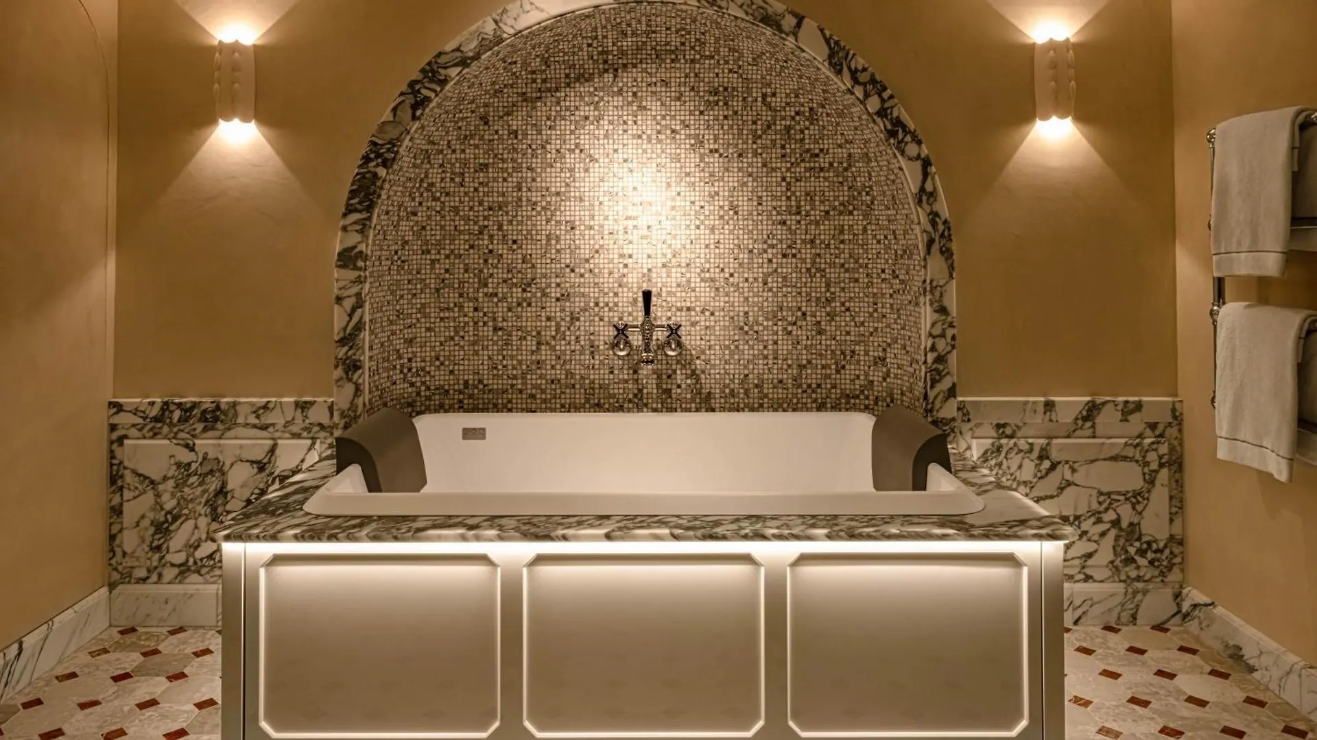 ***** Hotel Saint James Parigi Francia
